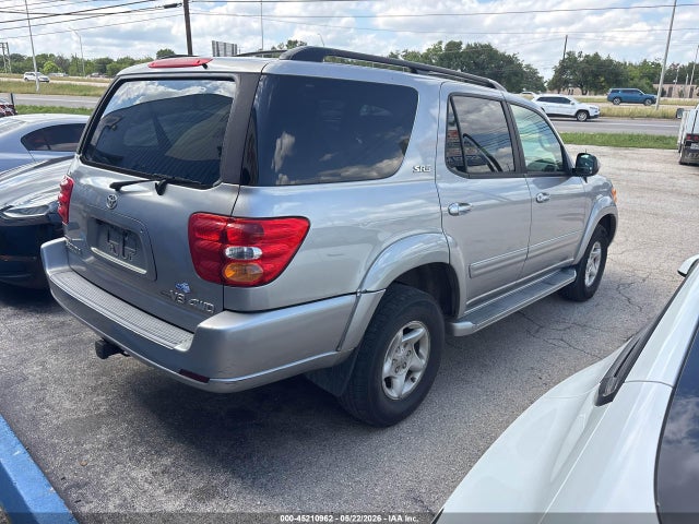 Toyota Sequoia Sr5 V8
