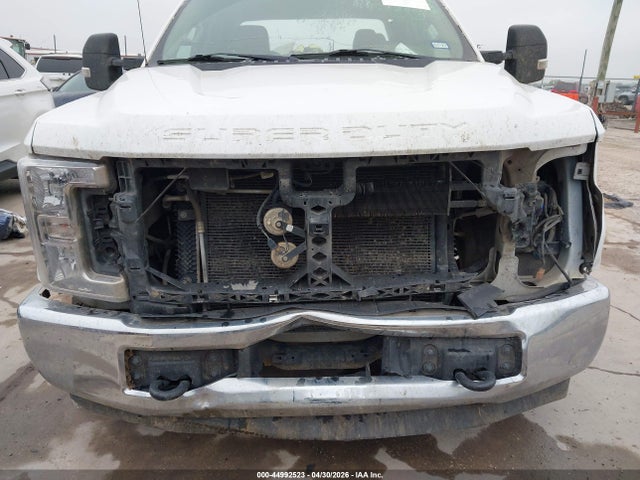 Ford F-250 Xl