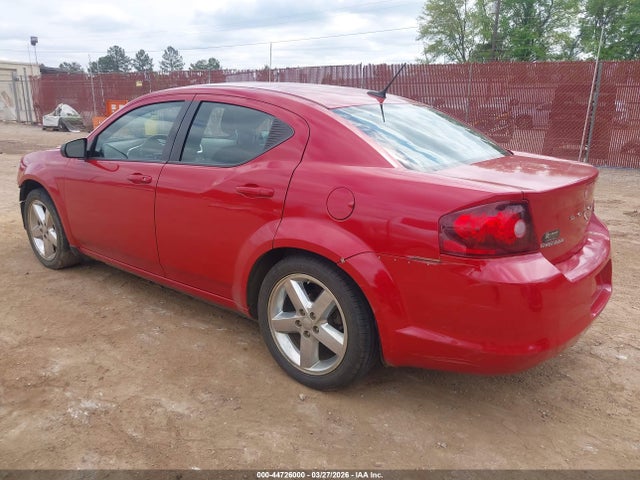 Dodge Avenger Se