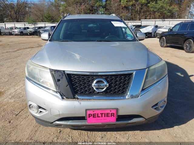 Nissan Pathfinder Sv