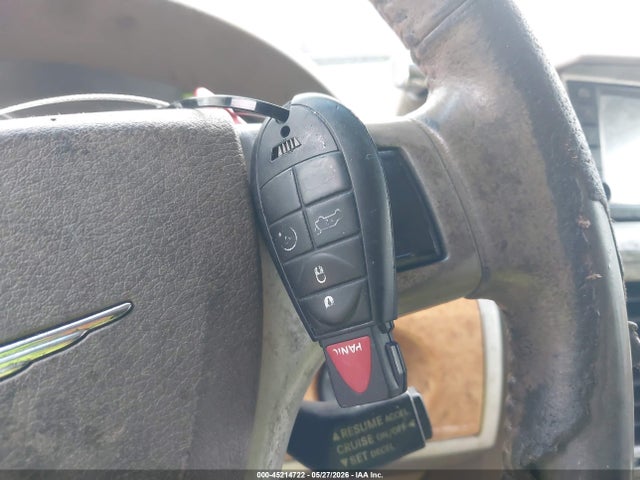 Chrysler Town & Country Limited
