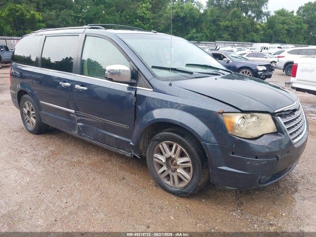 Salvage Chrysler Town & Country Image