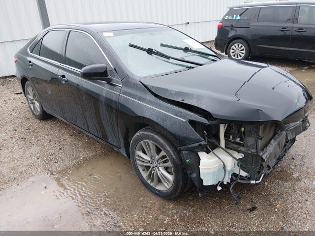 Salvage Toyota Camry Image