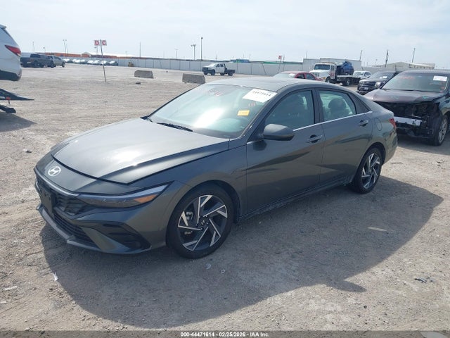 Hyundai ELANTRA Sel