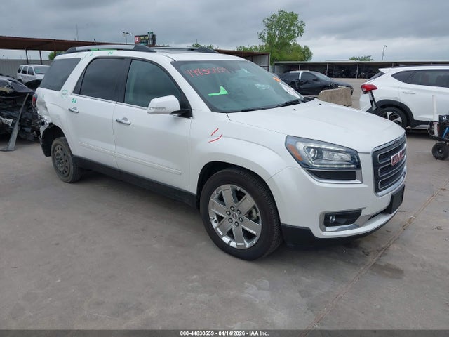 Salvage GMC Acadia Image