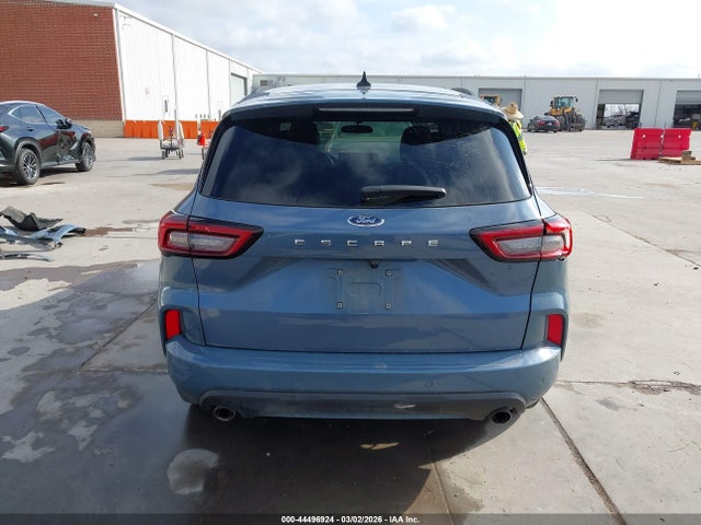 Ford Escape St-line