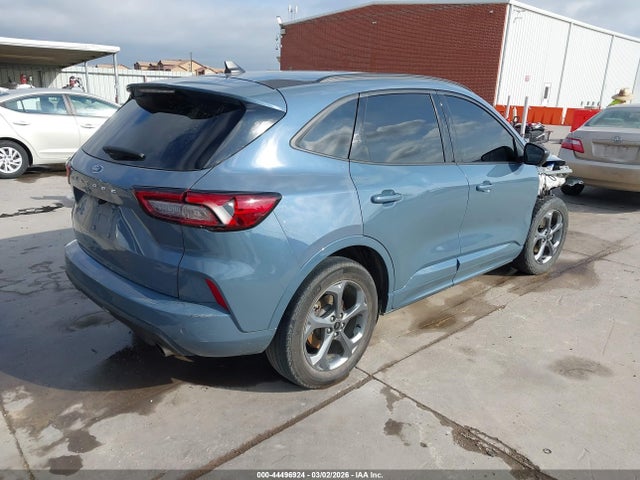 Ford Escape St-line