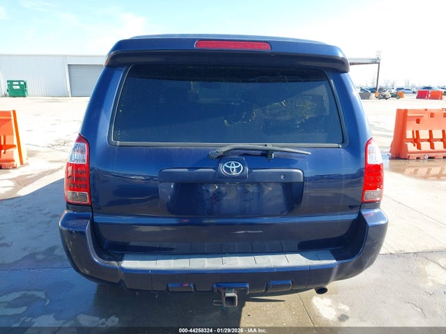 Toyota 4Runner Limited V6