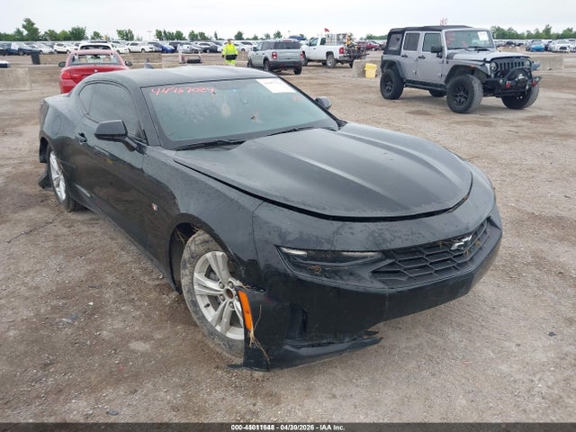 Salvage Chevrolet Camaro Image