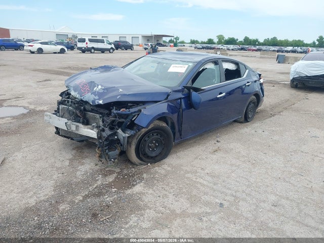 Nissan Altima S Fwd