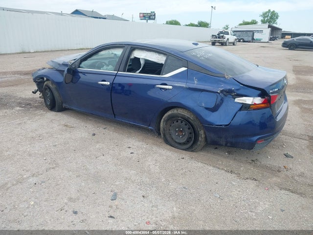 Nissan Altima S Fwd