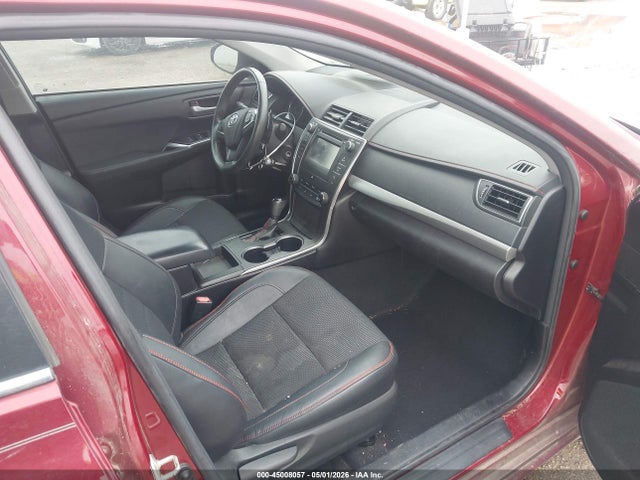 Toyota Camry Se