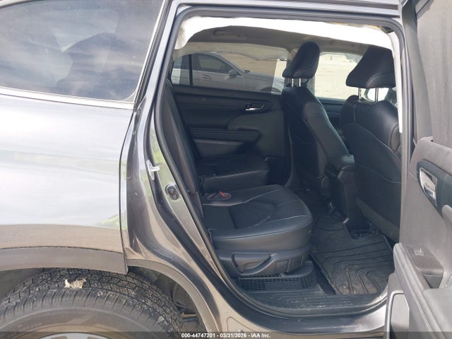 Toyota Highlander Hybrid Xle