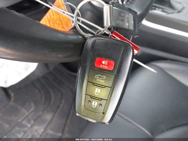 Toyota Highlander Hybrid Xle