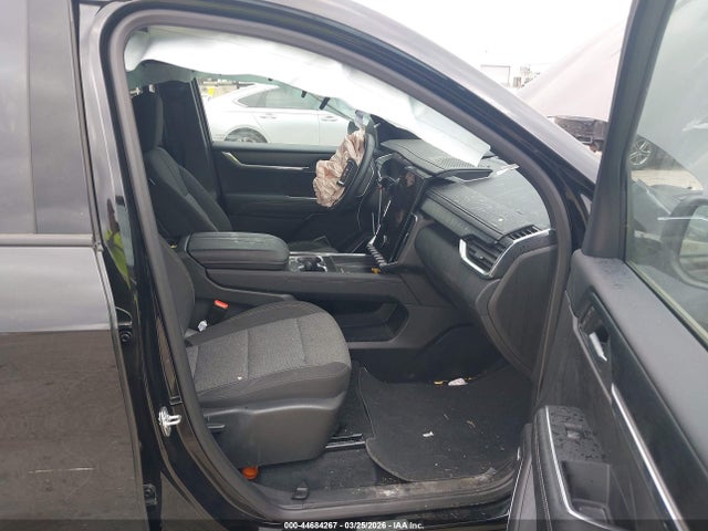 GMC Acadia Fwd Elevation