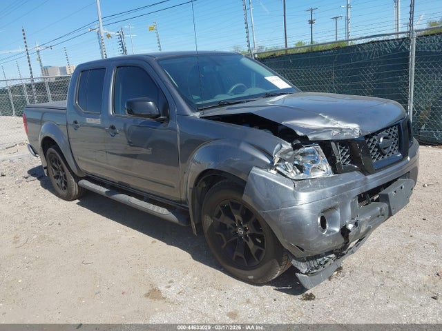 Salvage Nissan Frontier Image