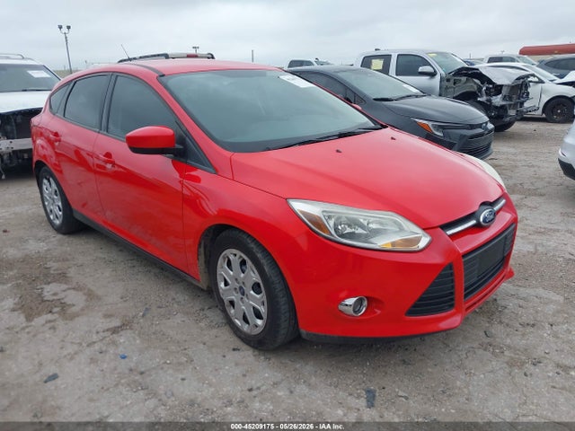 Salvage Ford Focus Image