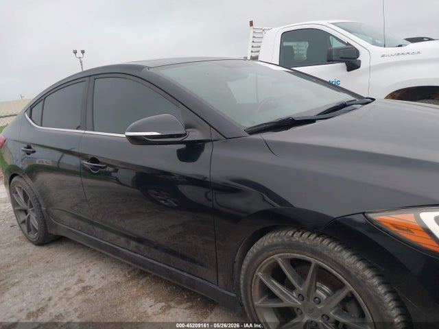 Hyundai ELANTRA Sport