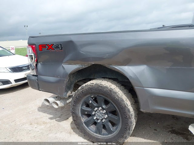 Ford F-250 Platinum
