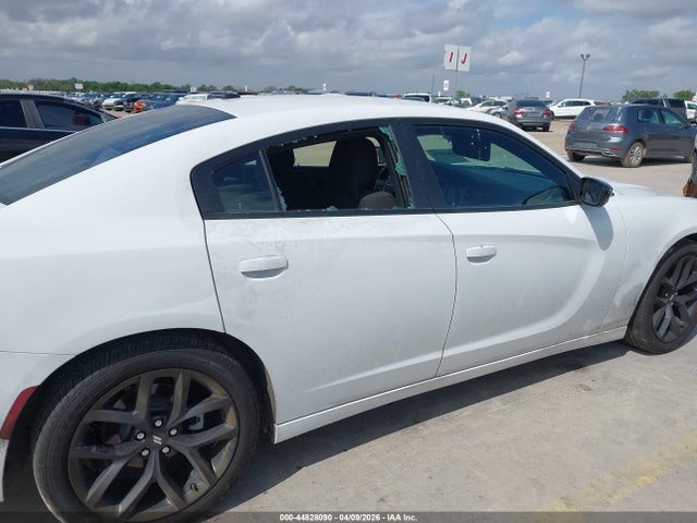 Dodge Charger Sxt Rwd