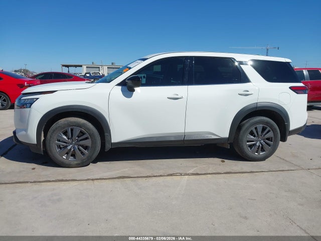 Nissan Pathfinder S Fwd