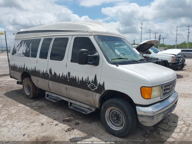 Salvage Ford E-350 Image