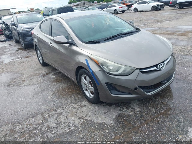 Salvage Hyundai ELANTRA Image