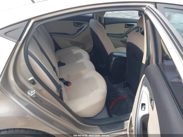 Hyundai ELANTRA Se