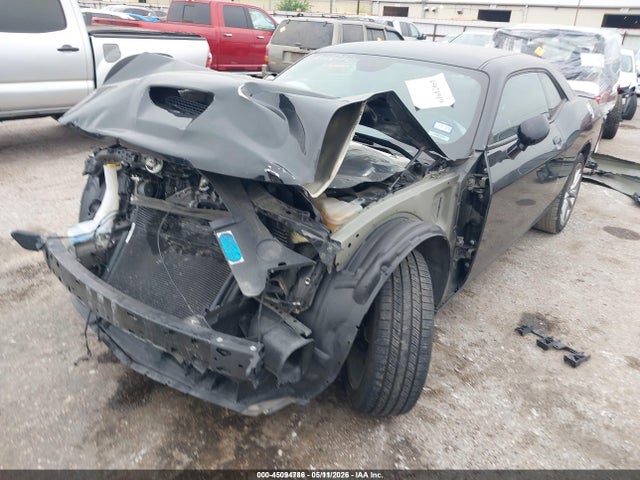 Dodge Challenger Gt Awd
