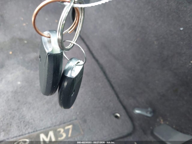 INFINITI M37