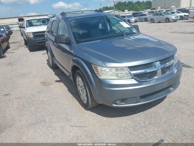 Salvage Dodge Journey Image
