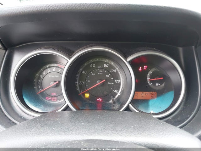 Nissan Versa 1.8s