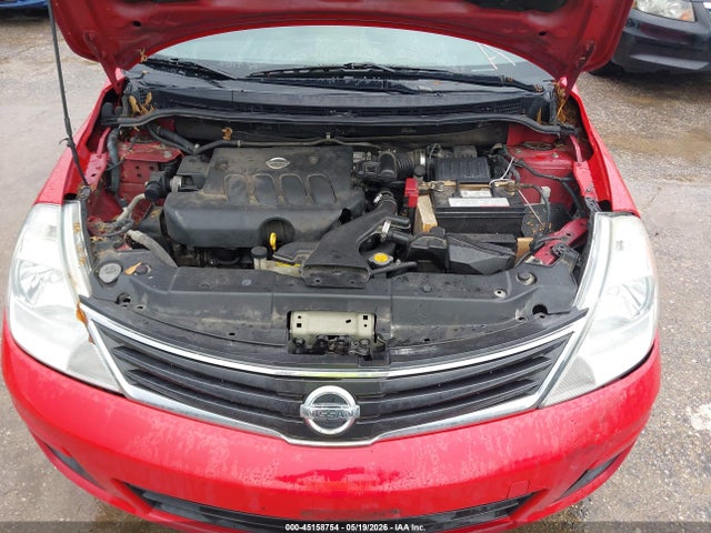 Nissan Versa 1.8s