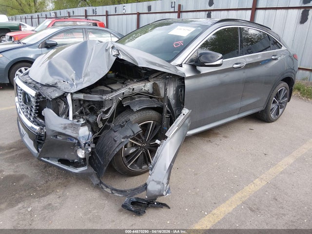 INFINITI Qx Luxe Awd