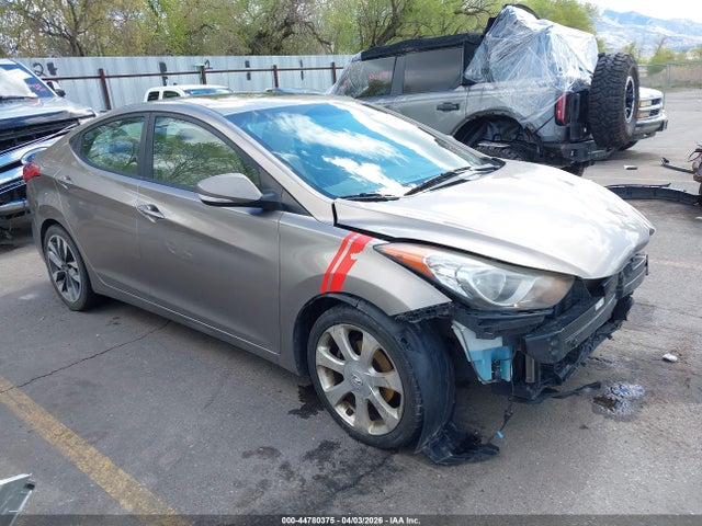 Salvage Hyundai ELANTRA Image