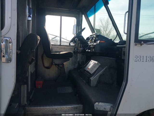 Freightliner Chassis M Line Walk-in Van