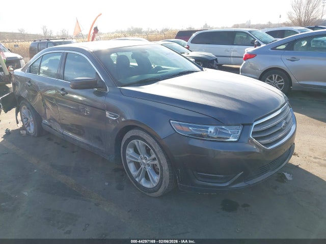 Salvage Ford Taurus Image