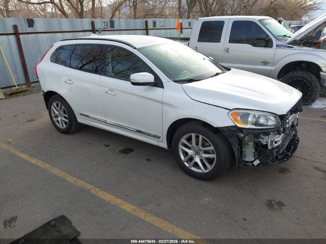 Salvage Volvo XC60 Image