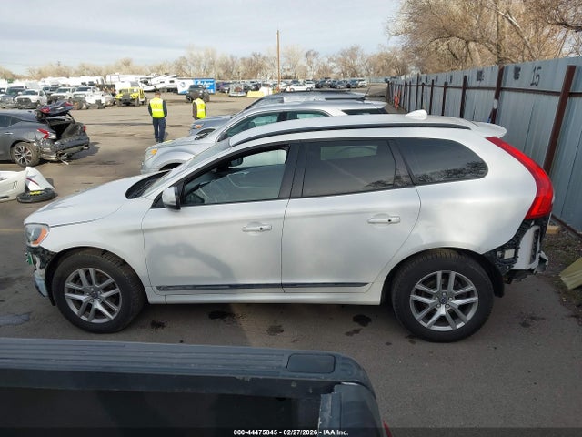Volvo XC60 T5