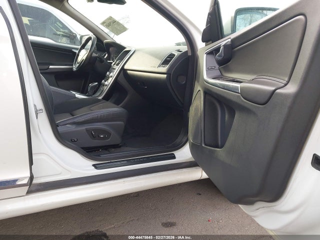 Volvo XC60 T5