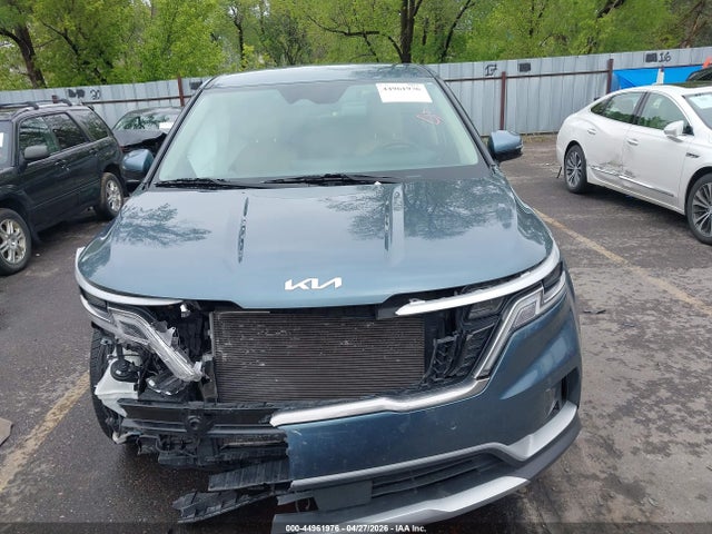 Kia Carnival Ex