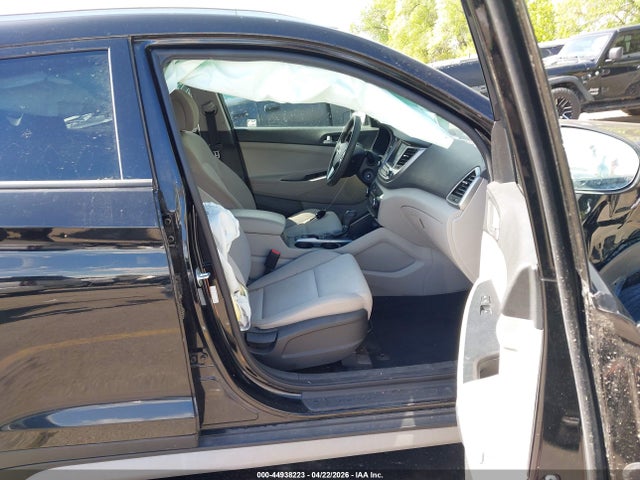 Hyundai TUCSON Sel