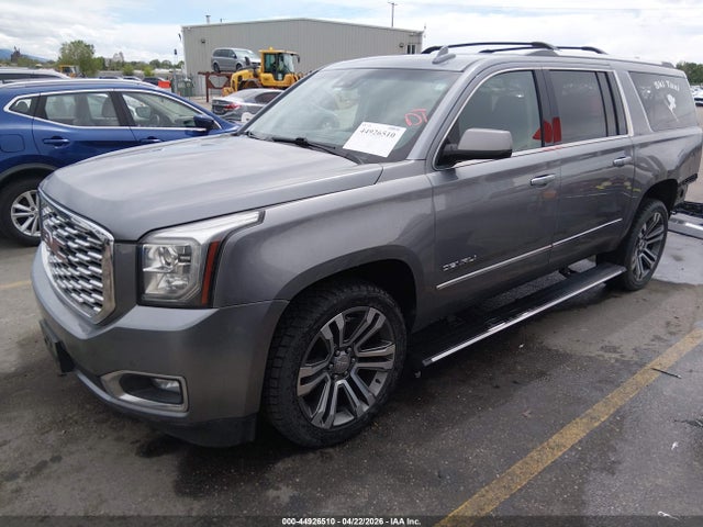 GMC Yukon Denali