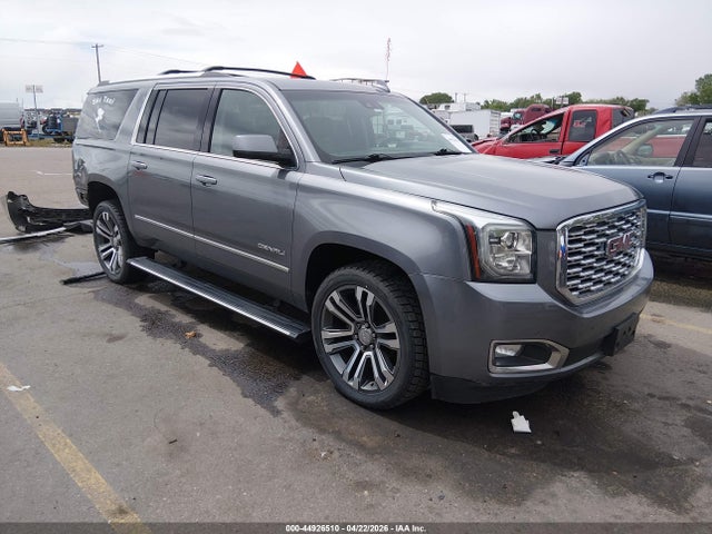 Salvage GMC Yukon Image