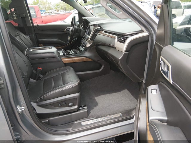 GMC Yukon Denali