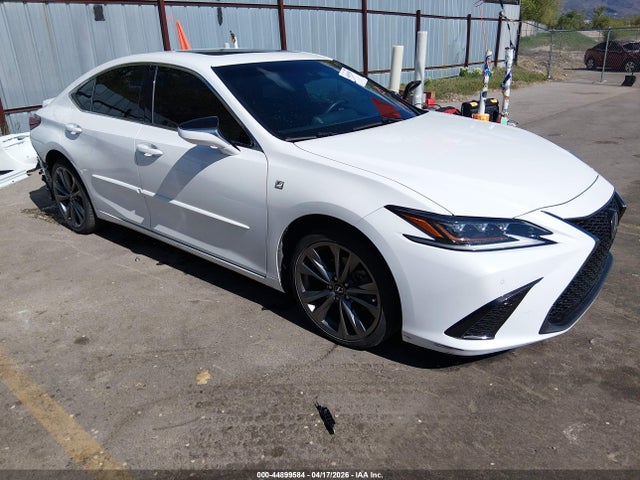 Salvage Lexus Es Image