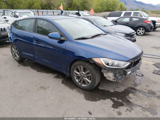 Salvage Hyundai ELANTRA Image