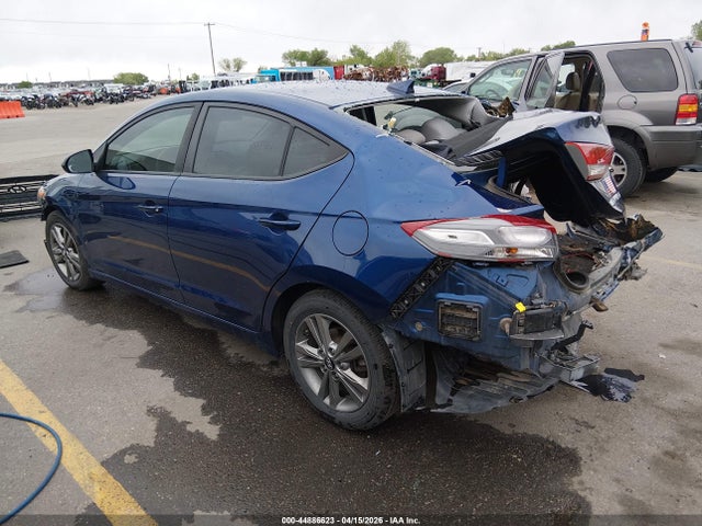 Hyundai ELANTRA Sel