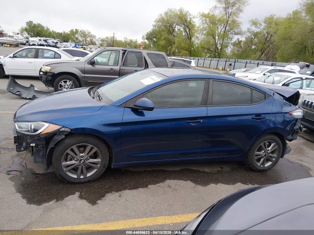 Hyundai ELANTRA Sel