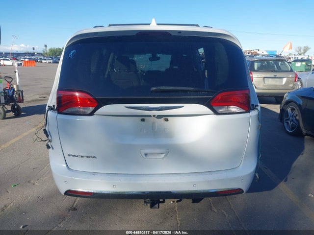 Chrysler Pacifica Touring Plus